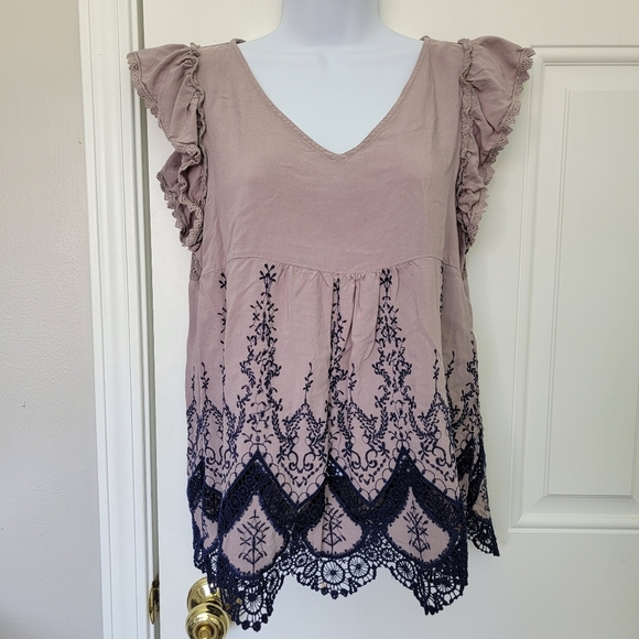 Altar'd State Gray Blue Ruffle Sleeve Crochet Lace Top Size M - Picture 1 of 11